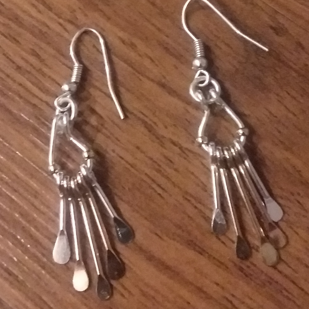 Dangle Earrings Gold/Silver Wispy Droplets